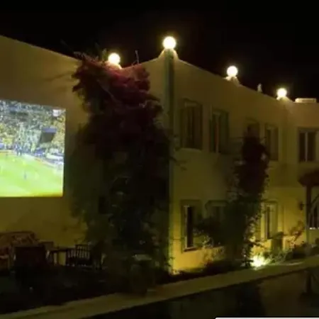 Casa Del Mar Отель *