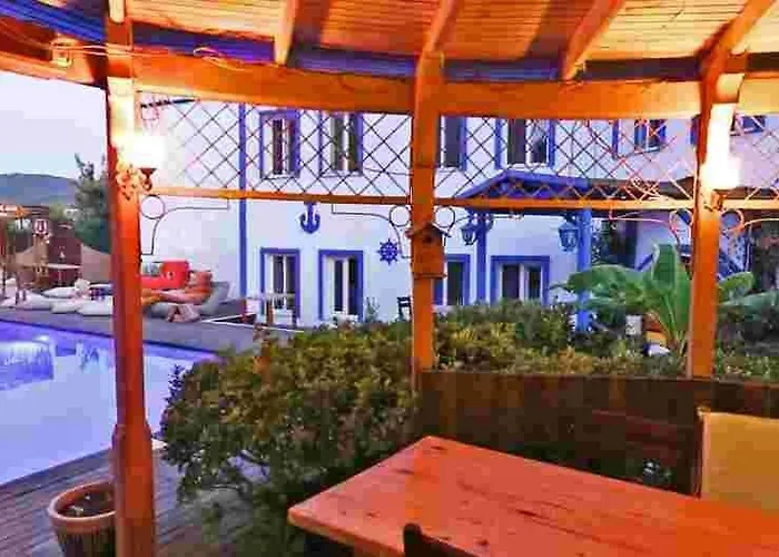 Hotel Casa Del Mar