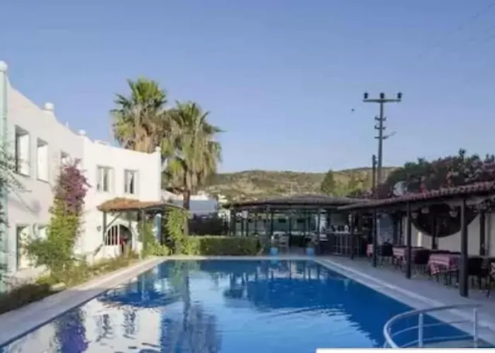 Casa Del Mar Hotel